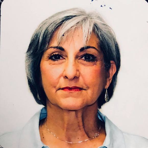 Meet your Posher, Sharon - Picture 1 of 1